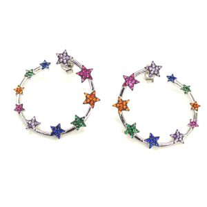 Orecchini cerchio con stelle colorate
